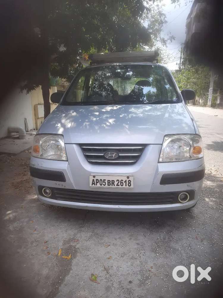 Santro Petrol Car