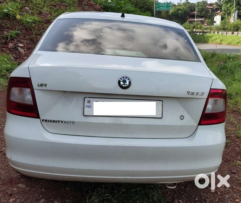 Skoda Rapid 1.6 Mpi Ambition, 2012, Petrol