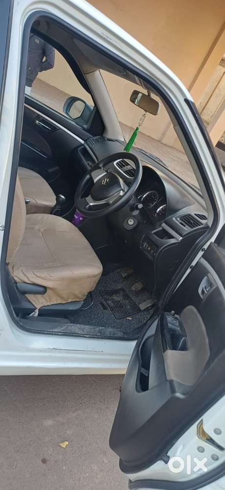 Maruti Suzuki Swift Vxi Optional, 2017, Petrol