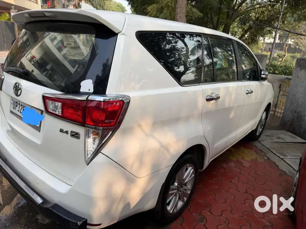 Toyota Innova Crysta 2016 Diesel 135000 Km Driven