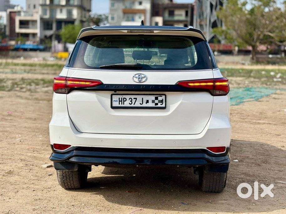 Toyota Fortuner Leader Edition (at), 2024, Diesel