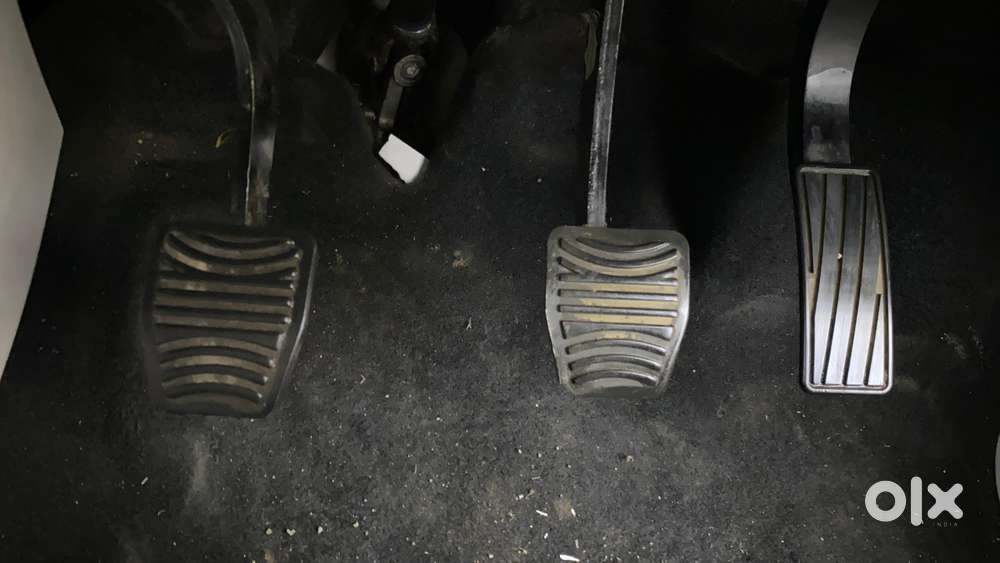 Mahindra Xuv300 W6, 2022, Petrol