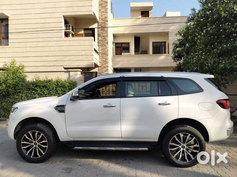 Ford Endeavour 2.2 Titanium 4x2 At, 2018, Diesel