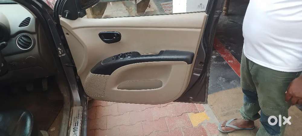 Hyundai I10 2015 Cng & Hybrids 80000 Km Driven