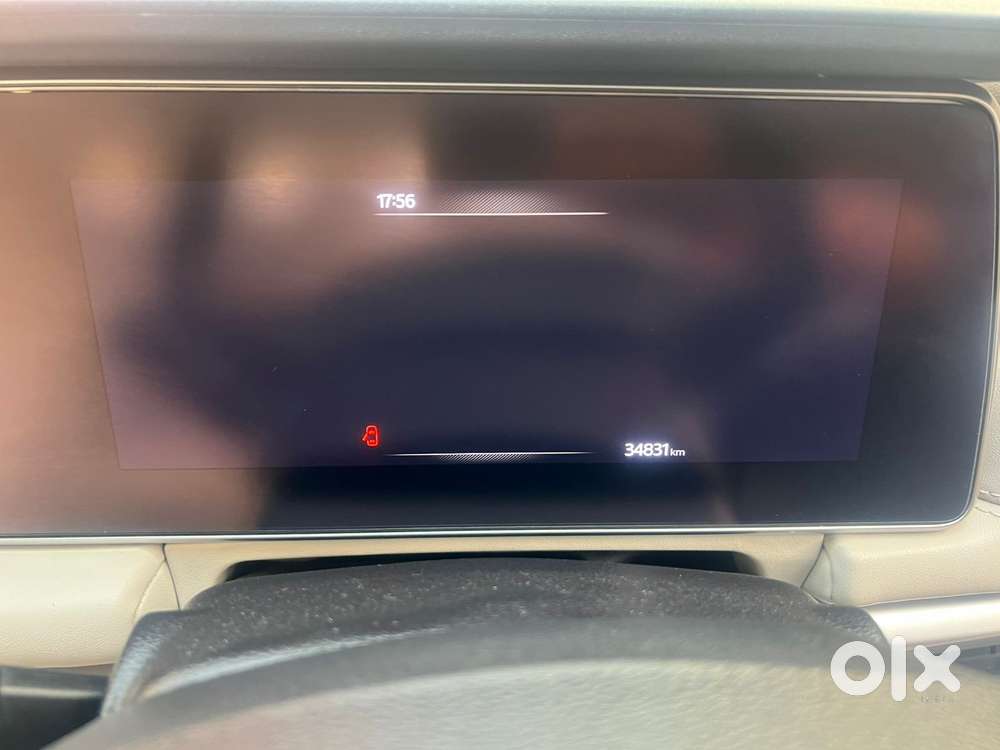 Mahindra Xuv700 2.2 Ax 7 Diesel At Str, 2022, Diesel