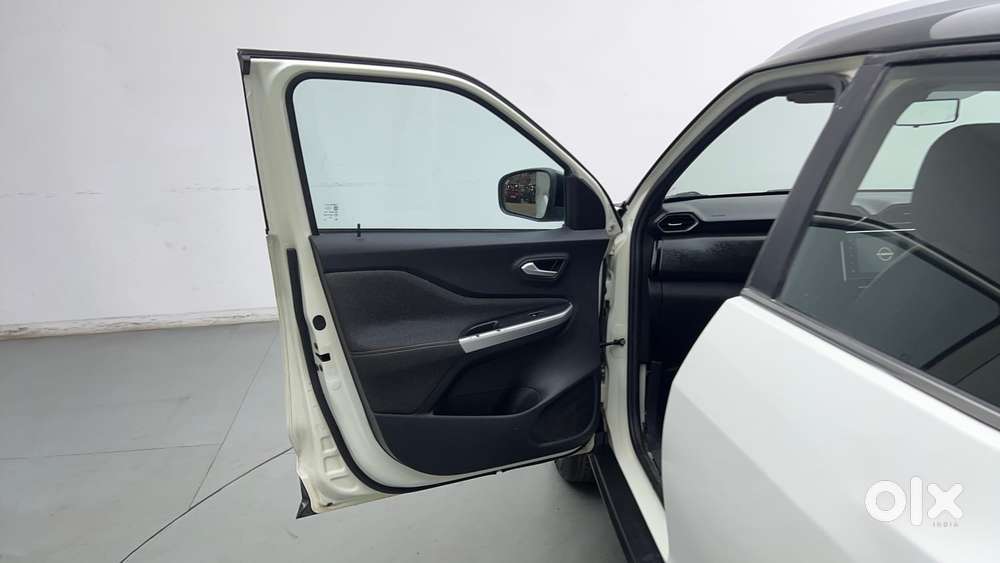 Nissan Magnite 1.0 Xv Premium Turbo Cvt Dual Tone, 2021, Petrol