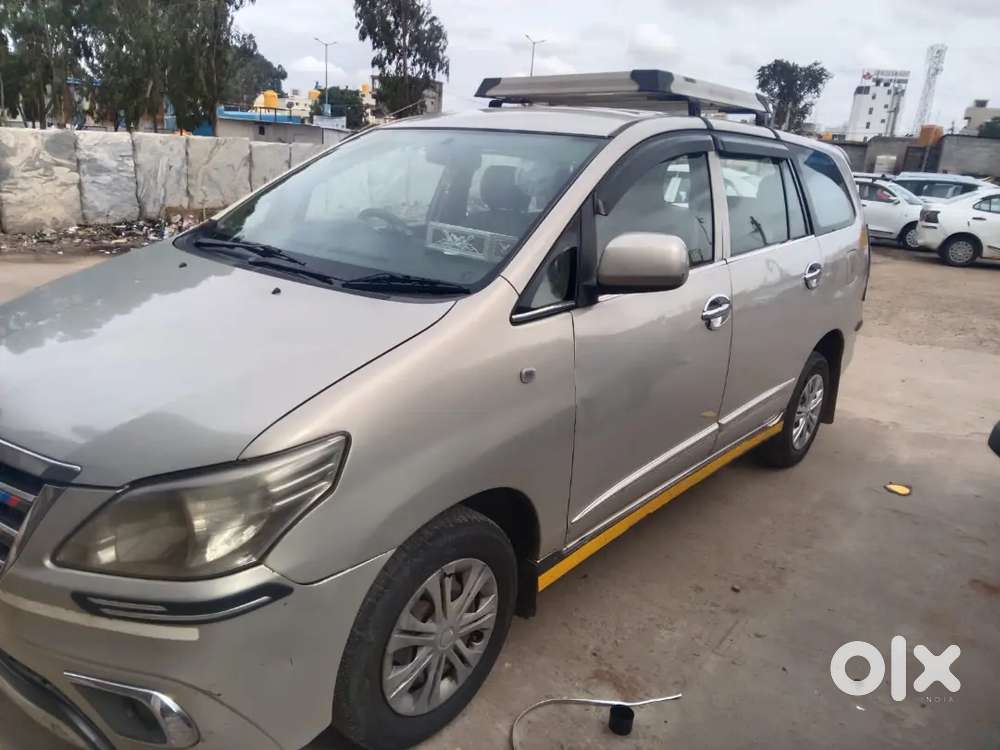 Toyota Innova 2.5 G4 2016