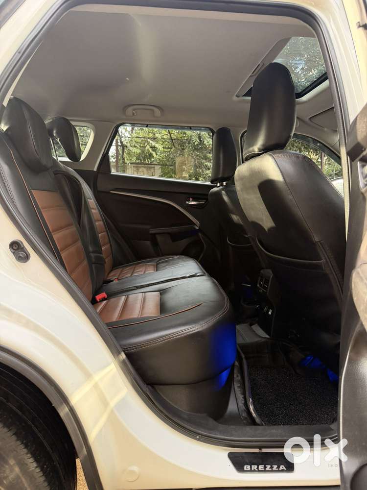 Maruti Suzuki Brezza 1.5 Zxi Cng, 2023, Cng & Hybrids