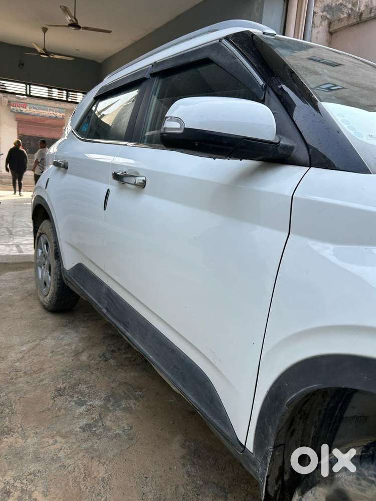 Hyundai Venue Petrol 2022