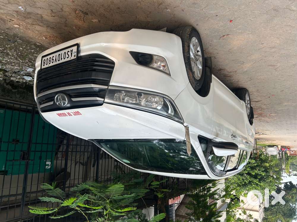 Innova Crysta 2.4 Gx