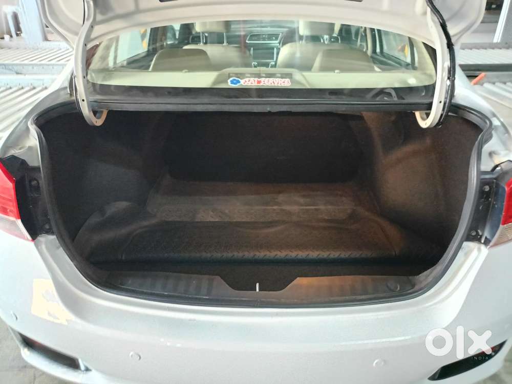 Maruti Suzuki Ciaz Alpha 1.5 At, 2017, Petrol