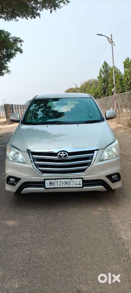 Toyota Innova 2.5 G (diesel) 7 Seater Bs Iv, 2012, Diesel