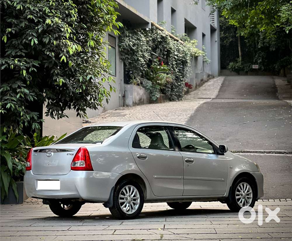 Toyota Etios 2010-2012 V, 2011, Petrol