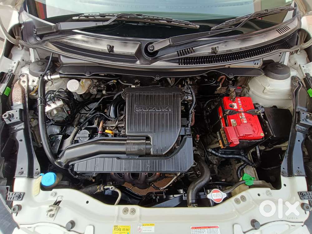 Maruti Suzuki Swift Dzire Amt Vxi, 2015, Petrol