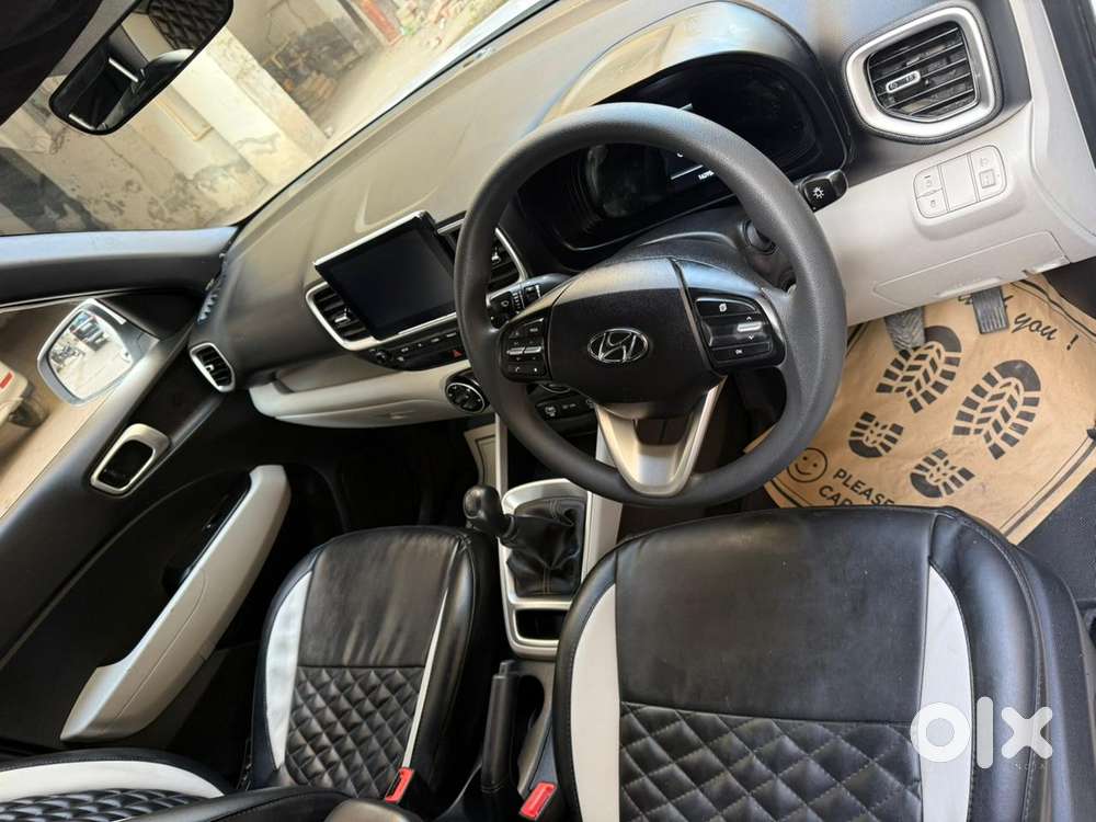 Hyundai Venue, 2024, Petrol