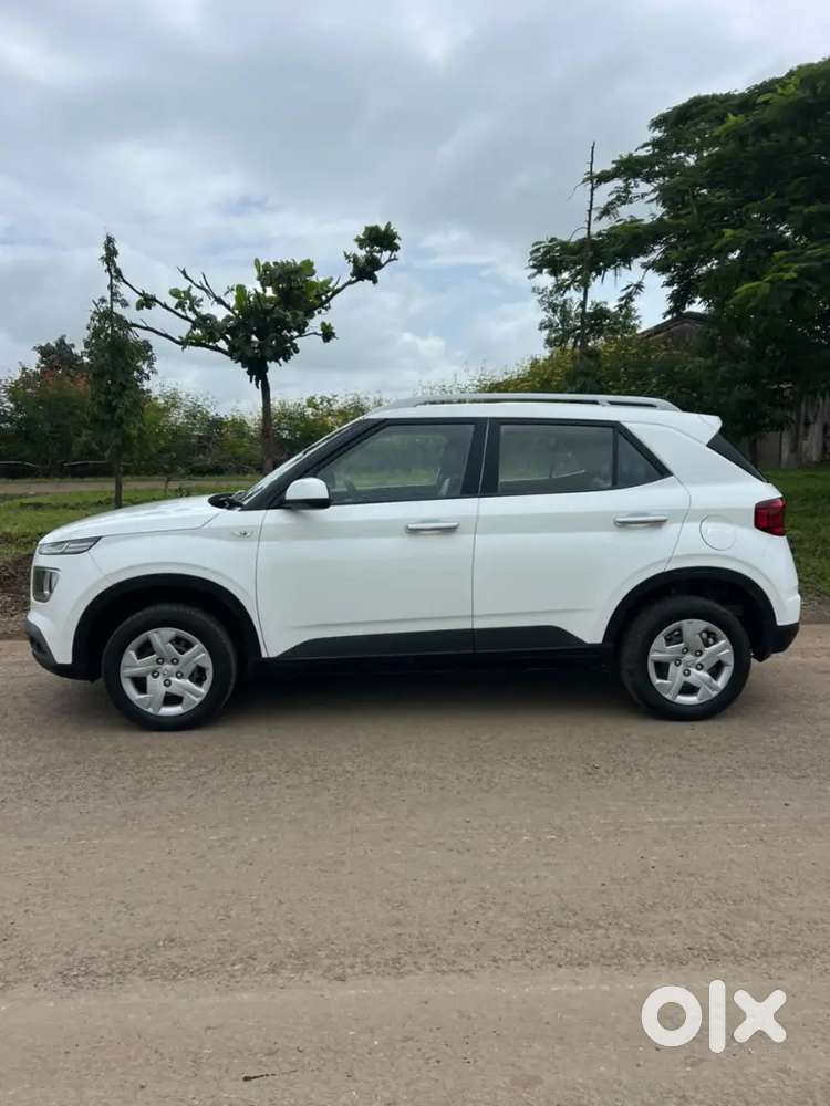 Hyundai Venue Petrol 2020 Single Owner
