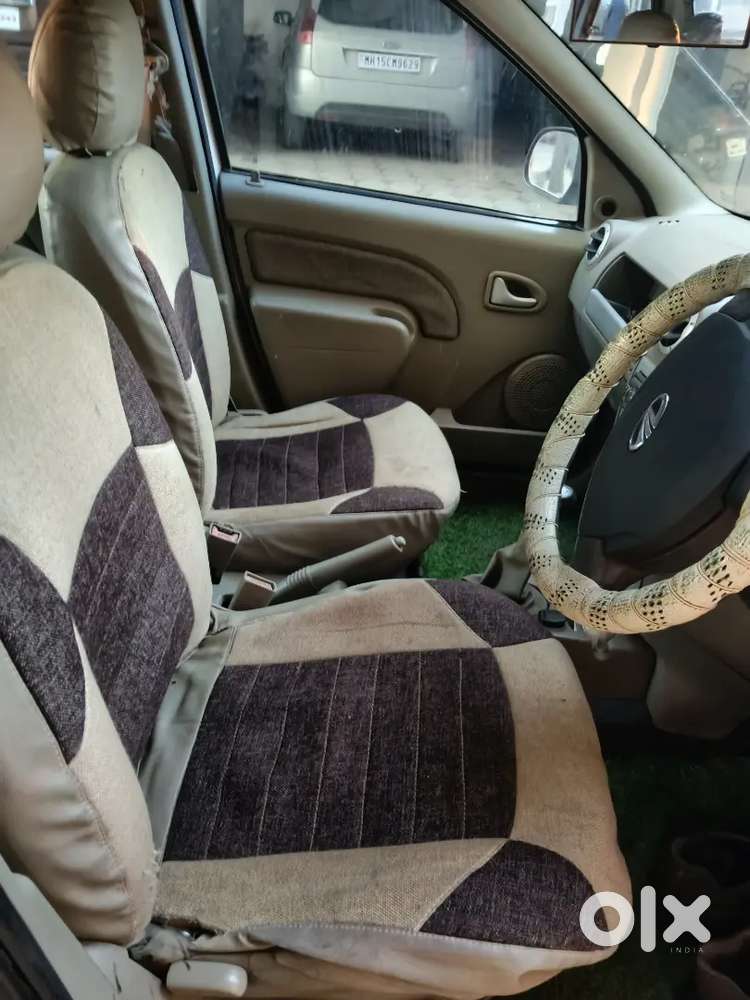 Mahindra E Verito 2012