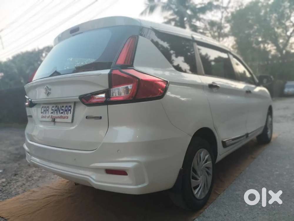 Maruti Suzuki Ertiga 1.5 Vxi, 2023, Petrol