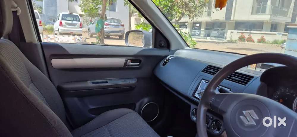Maruti Suzuki Swift 2005 Cng & Hybrids Good Condition