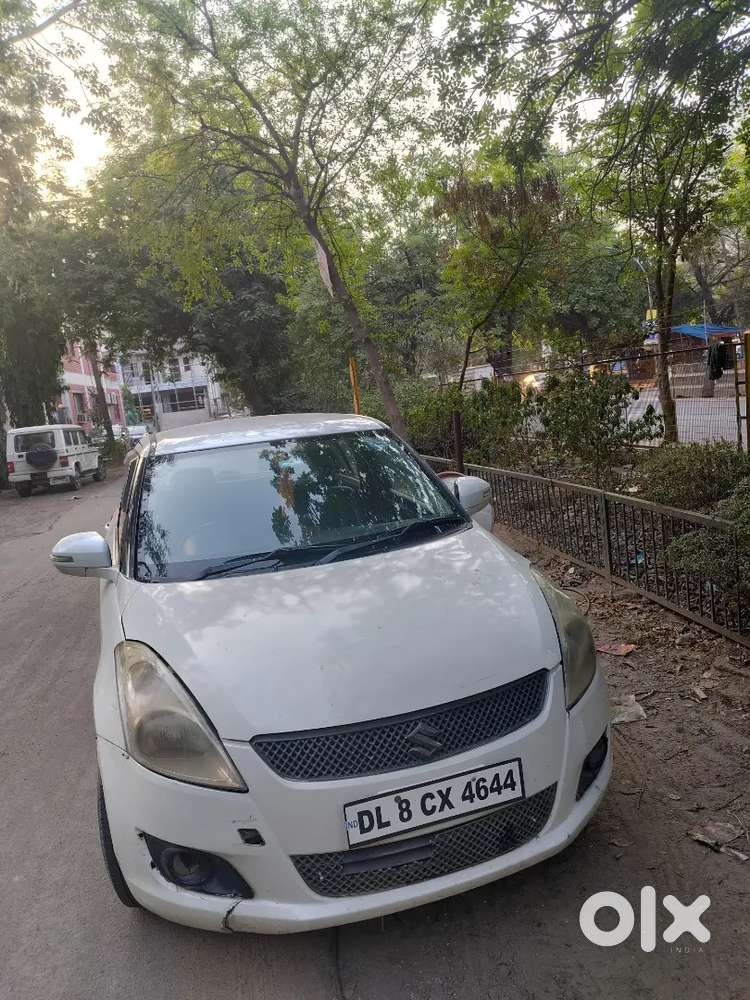 Maruti Suzuki Swift 2012 Cng & Hybrids Well Maintained...1.5 Lakh