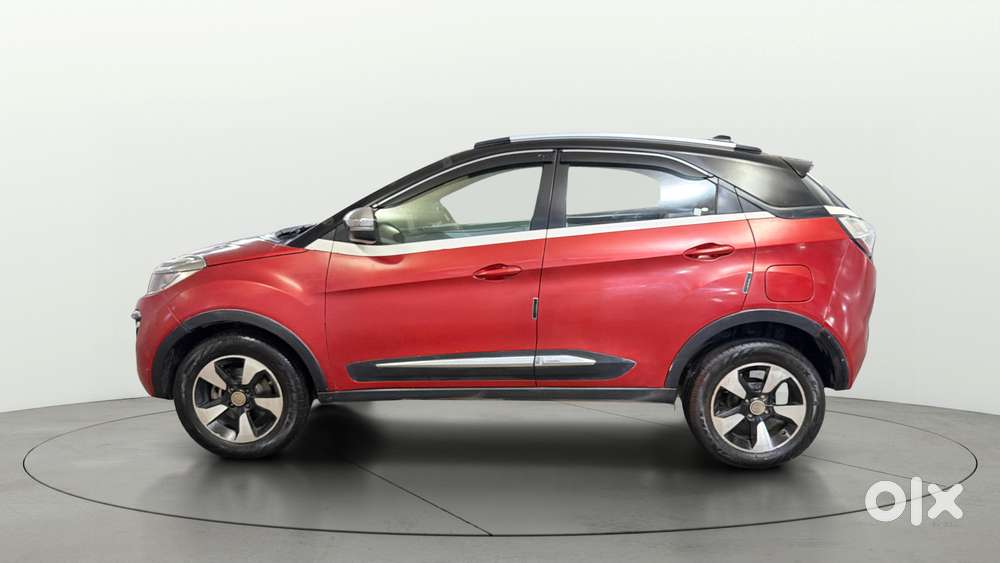 Tata Nexon 1.2 Revotron Xza Plus, 2018, Petrol