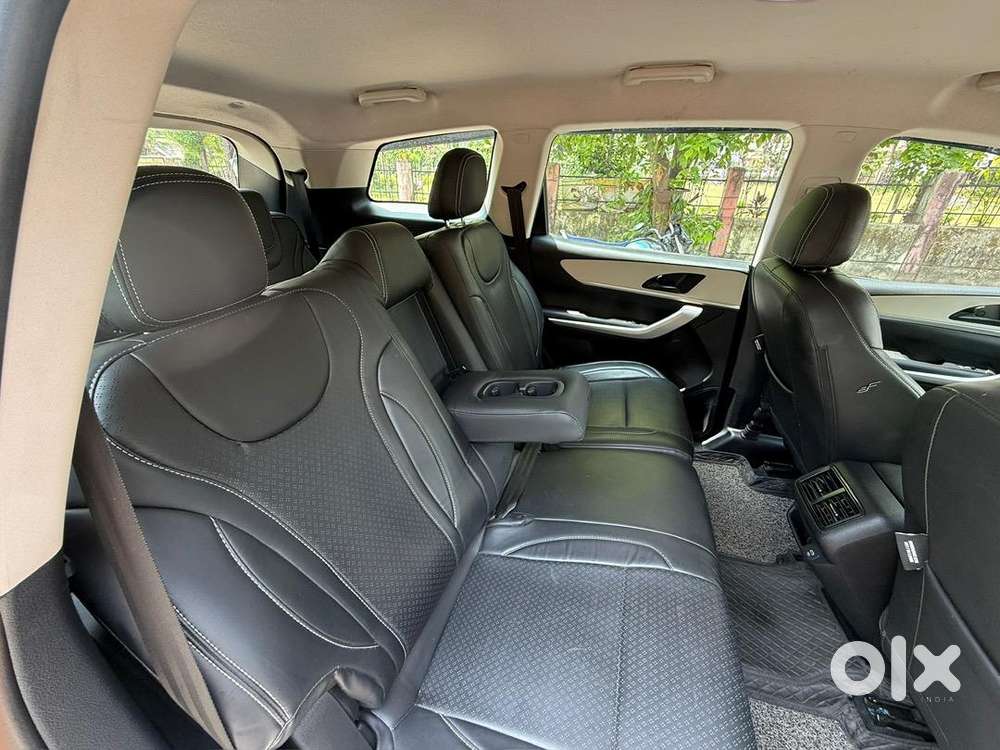 Excellent Condition Mahindra Xuv700 2022 Diesel 41000 Km Driven