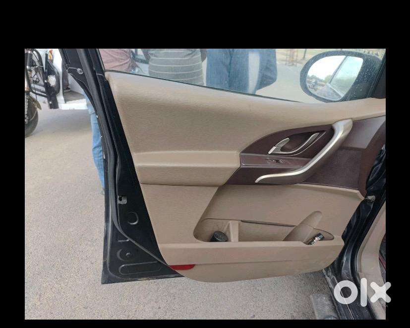 Mahindra Xuv500 2014 Diesel Well Maintained