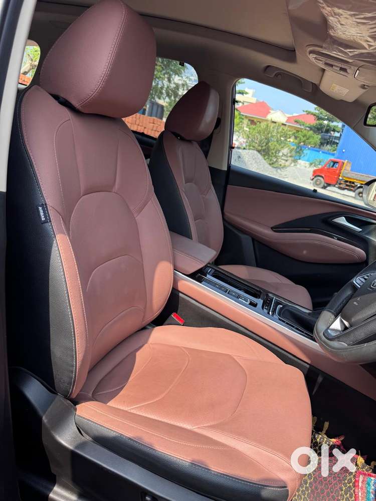 Mg Hector Plus Savvy Pro 1.5 Turbo Petrol Cvt 7 Str, 2024, Petrol