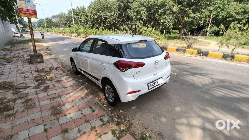 Hyundai I20 Sportz 1.2 Vtvt, 2017, Petrol