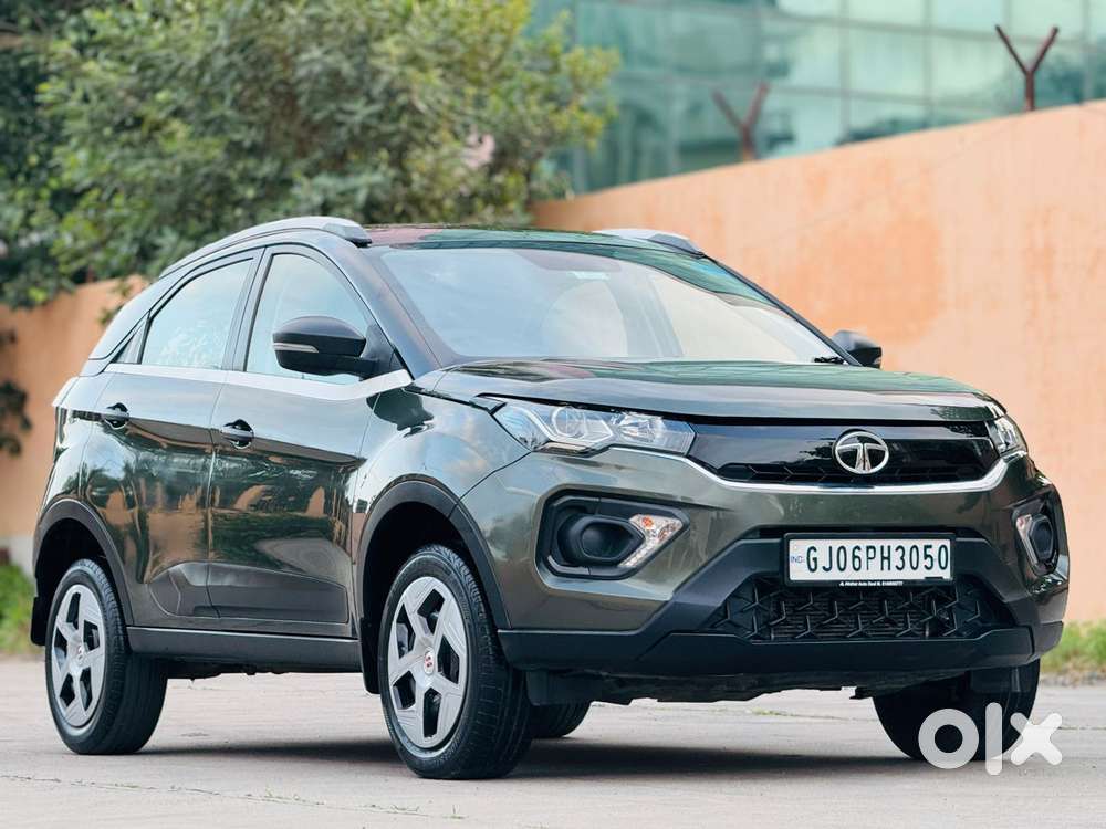 Tata Nexon, 2022, Petrol