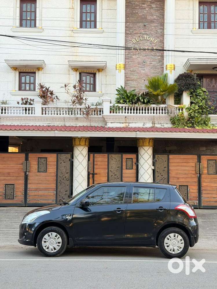 Maruti Suzuki Swift Lxi Option, 2012, Petrol