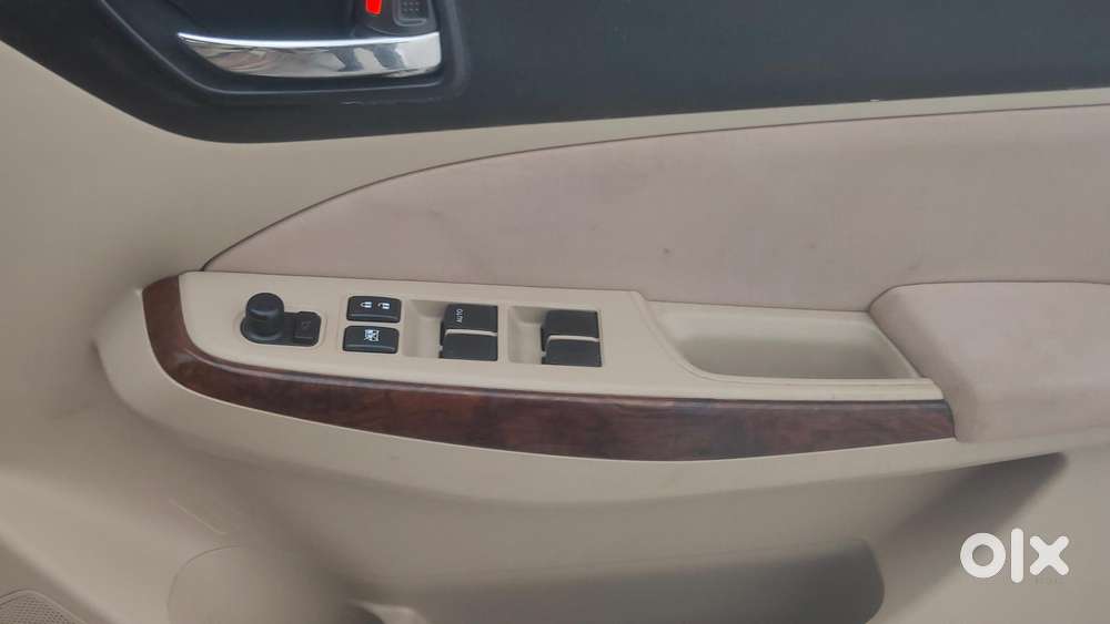 Maruti Suzuki Swift Dzire Zxi + Mt, 2018, Petrol