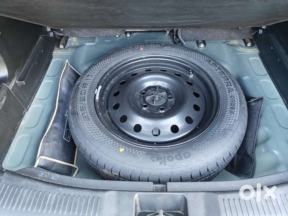 Maruti Suzuki Grand Vitara 2023 Petrol Well Maintained