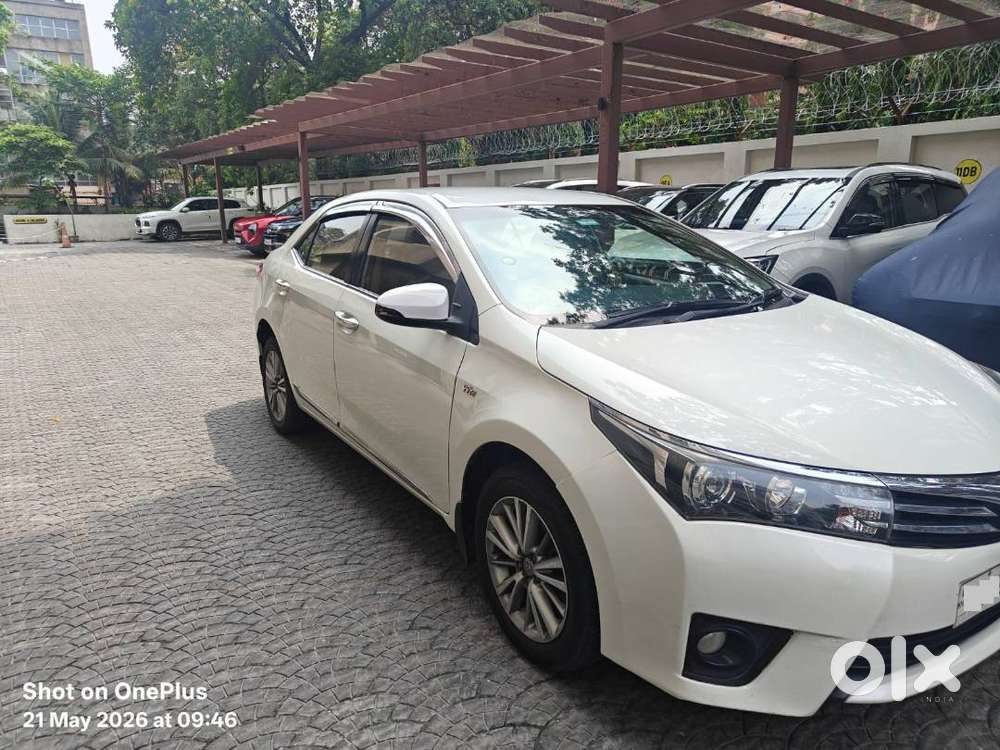 Toyota Altis 2016 Petrol