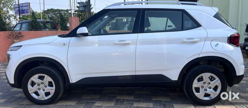 Hyundai Venue S, 2020, Petrol