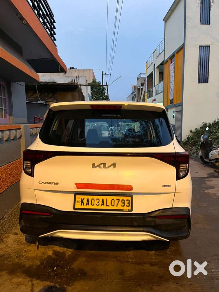 Kia Carens 2023 Diesel 125083 Km Driven