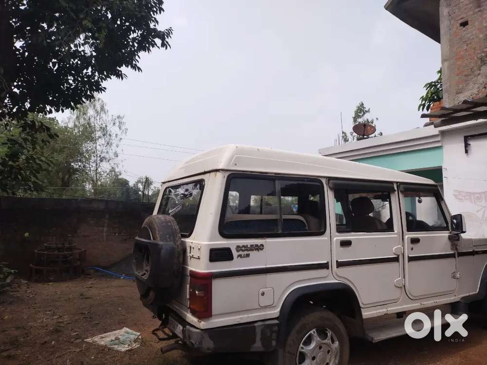 मुझे यह कर बेचनी है जो बोलेरो Xl है
