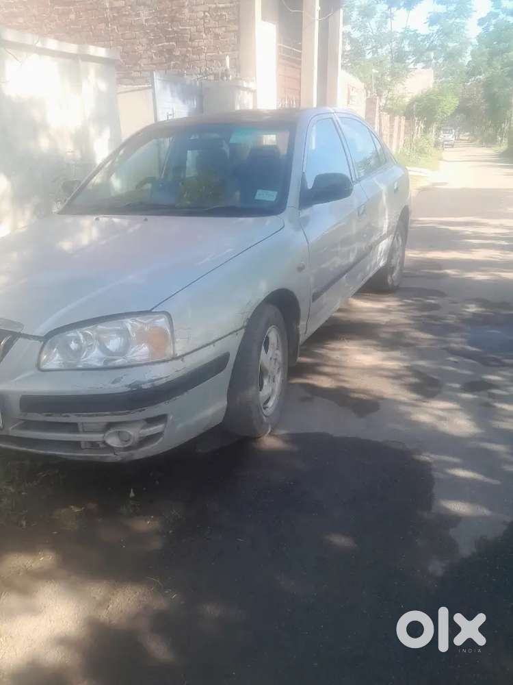 Hyundai Elantra 2004 Petrol 150000 Km Driven