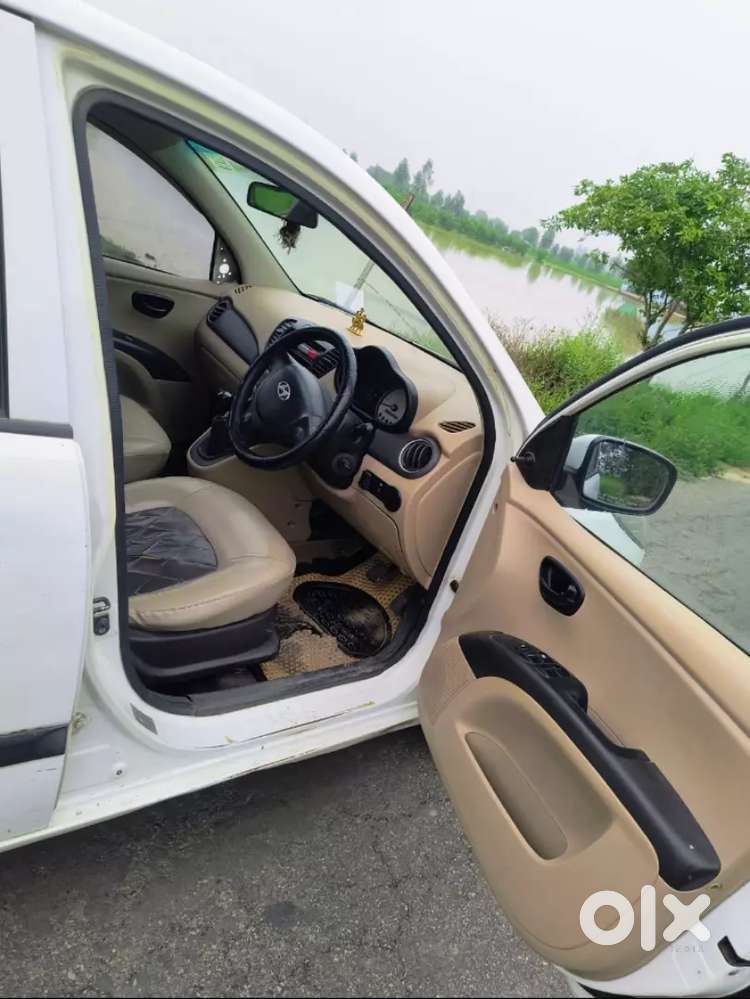 Hyundai I10 2010 Petrol 130000 Km Driven