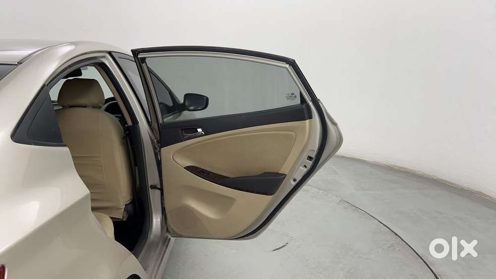 Hyundai Verna 1.6 Vtvt Sx, 2013, Petrol