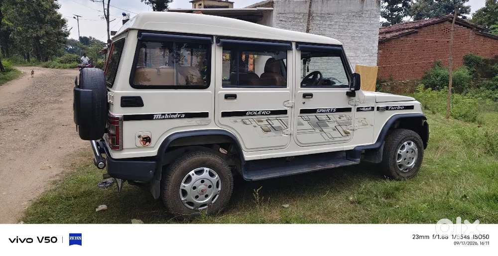 Mahindra Bolero Di Ac Model 13 December Original Paint Mein Gadi Hai