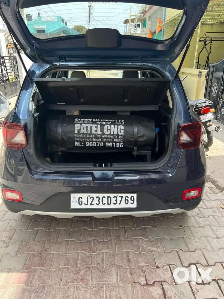 Urgent Selling. 
Hyundai Venue 2023 Cng & Hybrids 40000 Km Driven