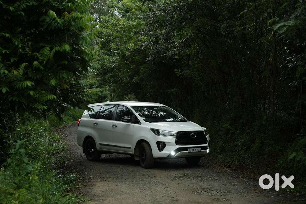 Toyota Innova Crysta 2016 2.8z