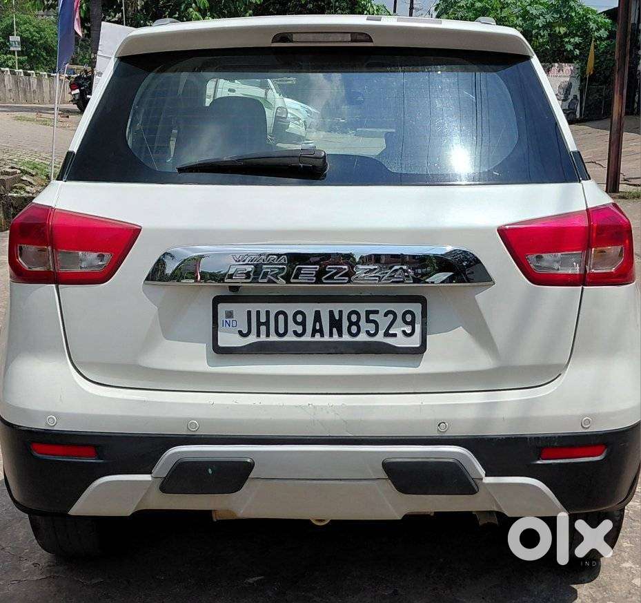 Maruti Suzuki Brezza Zxi Plus At, 2019, Diesel