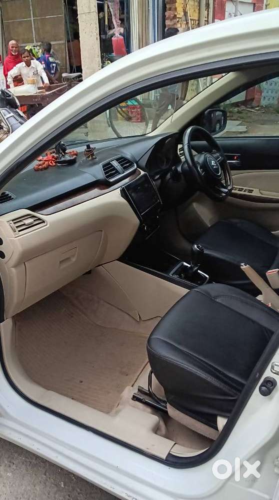Maruti Suzuki Dzire Ags Zdi Plus, 2017, Diesel