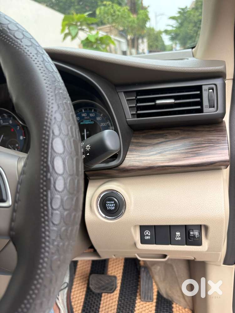 Maruti Suzuki Ertiga Zxi At, 2022, Petrol