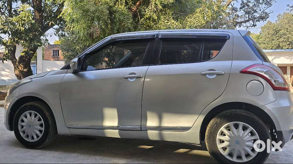 Maruti Suzuki Swift Vdi (april 2015) – Fully Loaded With Lcd