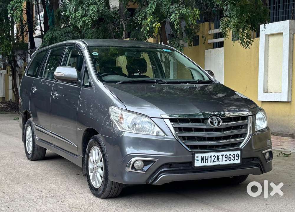 Toyota Innova 2.5 Ev Diesel Ms 7 Str Bsiii, 2014, Diesel