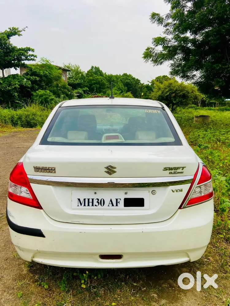 Maruti Suzuki Swift Dzire 2013 Diesel Manual