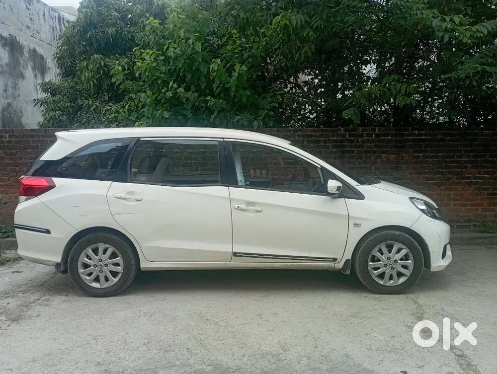 Honda Mobilio 2015 Diesel 125000 Km Driven